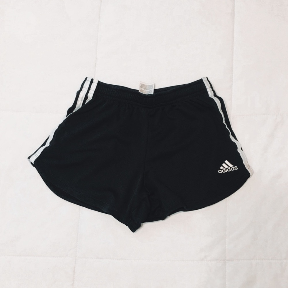 adidas youth medium black shorts <3